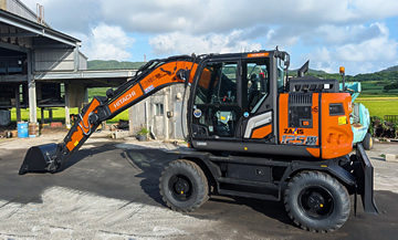 保有機械例 ホイール式油圧ショベルZX125W-7